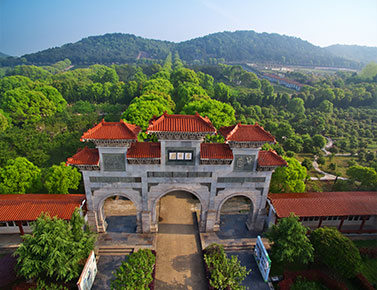 龙泉山孝恩园